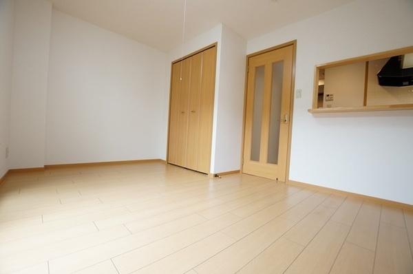 尼崎市東難波町５丁目のマンション