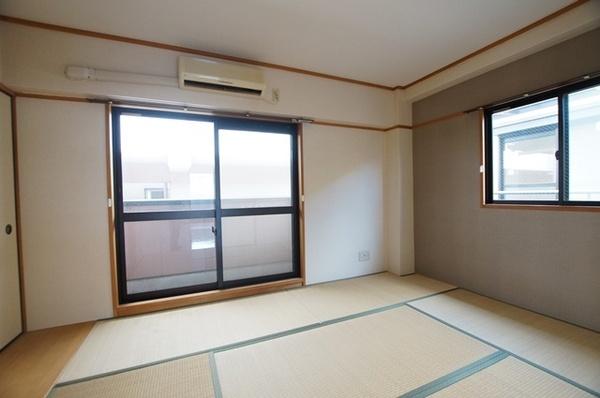 尼崎市東園田町８丁目のマンション