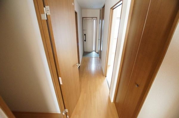 尼崎市塚口町６丁目のハイツ