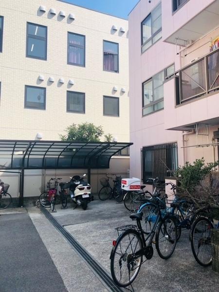 尼崎市東難波町５丁目のマンション