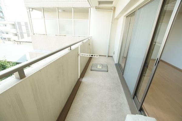 尼崎市南塚口町３丁目のマンション