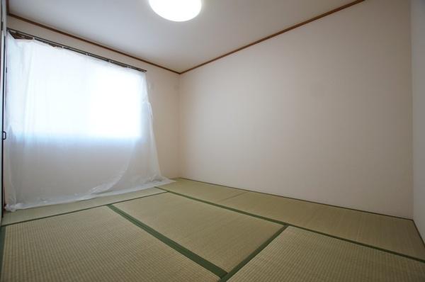 尼崎市若王寺２丁目のハイツ