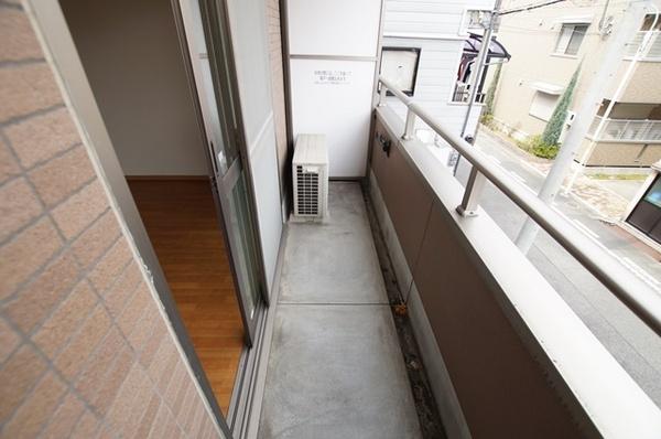 尼崎市西長洲町２丁目のマンション