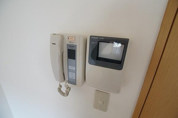 尼崎市西長洲町２丁目のマンション
