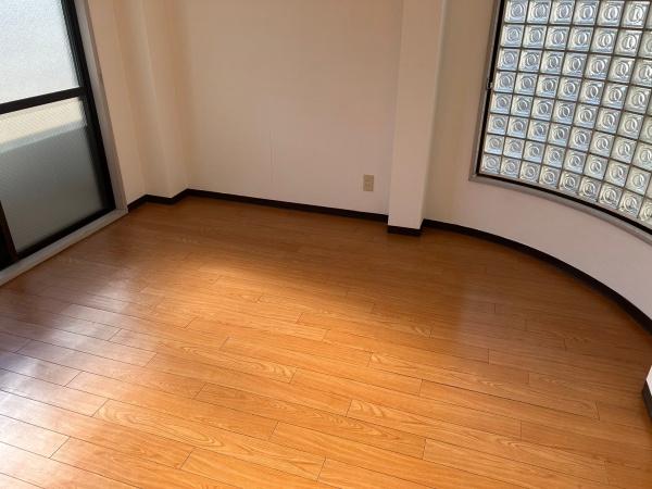 尼崎市立花町３丁目のマンション