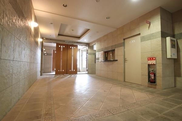 尼崎市七松町１丁目のマンション