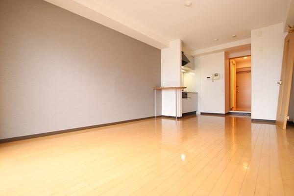 尼崎市七松町１丁目のマンション