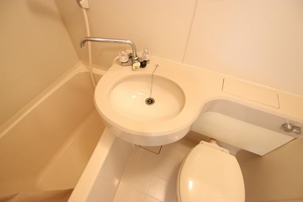 尼崎市富松町１丁目のマンション