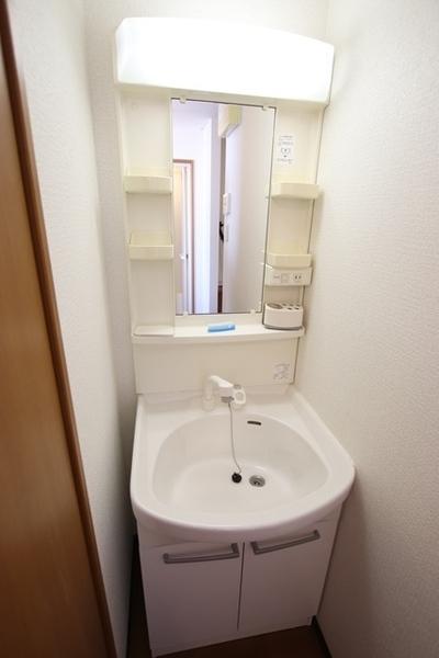 尼崎市開明町２丁目のマンション