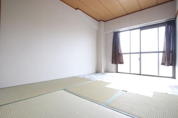 尼崎市杭瀬南新町４丁目のマンション