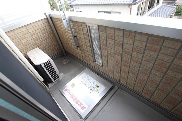 尼崎市南塚口町１丁目のマンション