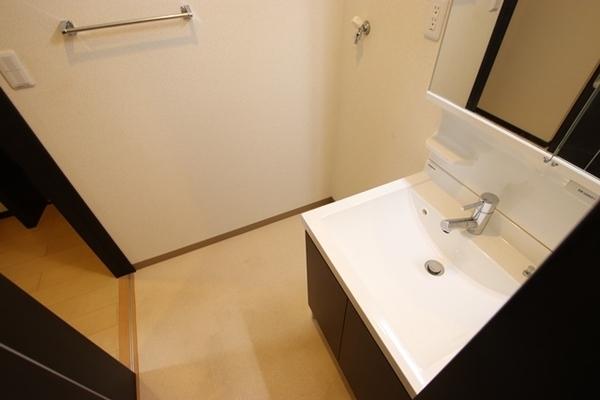 尼崎市立花町３丁目のアパート