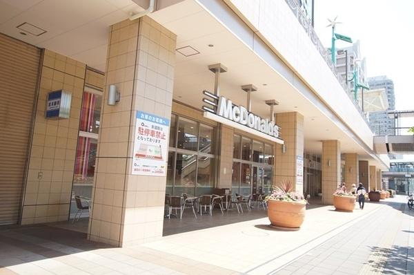 グリーンテラス尼崎(マクドナルドあまがさきキューズモール店)