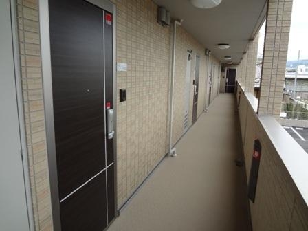 尼崎市大庄北３丁目のハイツ