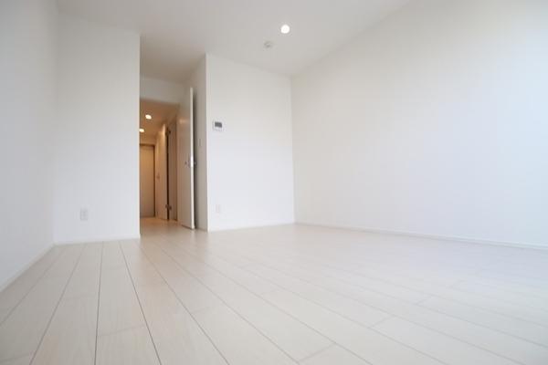 尼崎市東園田町２丁目のアパート