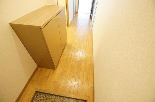 尼崎市東園田町３丁目のアパート