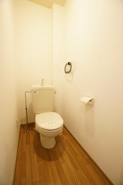 尼崎市東園田町３丁目のアパート