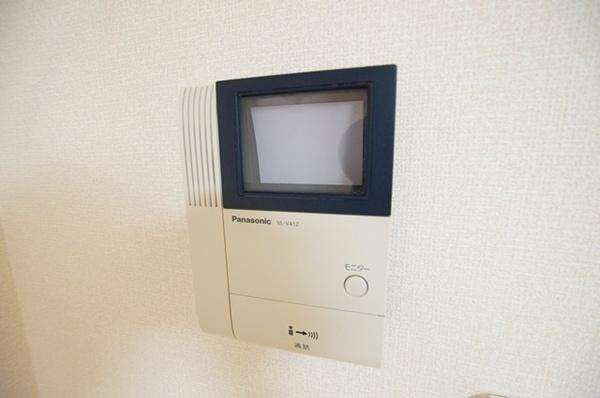 尼崎市小中島１丁目のハイツ
