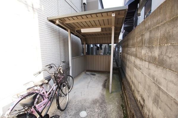 尼崎市小中島１丁目のハイツ