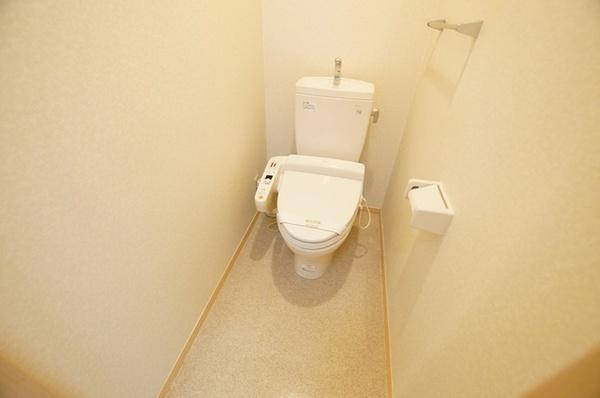 尼崎市小中島１丁目のハイツ