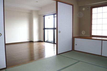 エスポワール園田