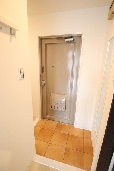 尼崎市杭瀬北新町１丁目のマンション
