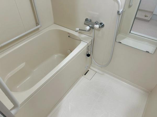 尼崎市南七松町１丁目のマンション