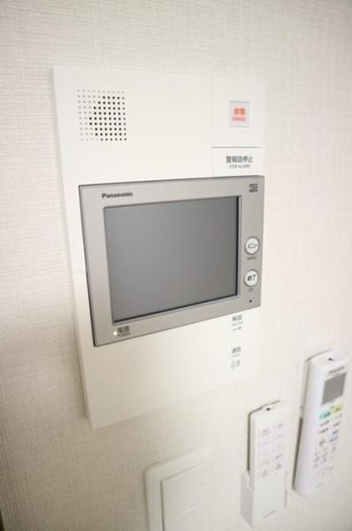 尼崎市長洲本通１丁目のアパート