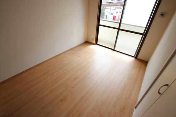 尼崎市西立花町２丁目のマンション
