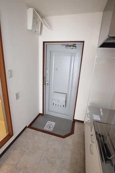 尼崎市西立花町２丁目のマンション