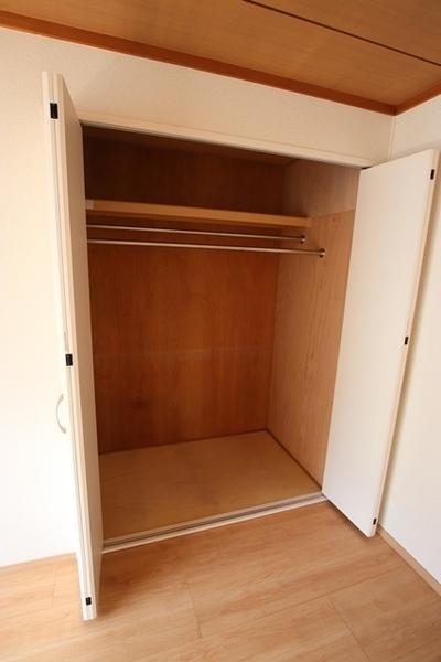 尼崎市西立花町２丁目のマンション