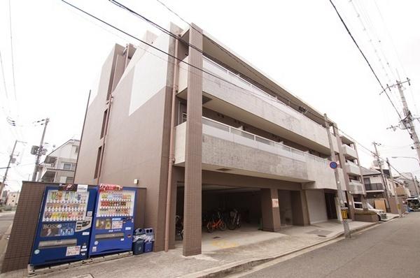 尼崎市南塚口町３丁目のマンション