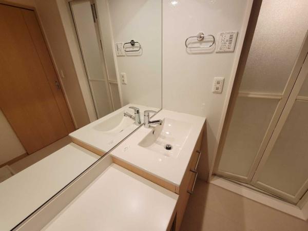 D-room名神町