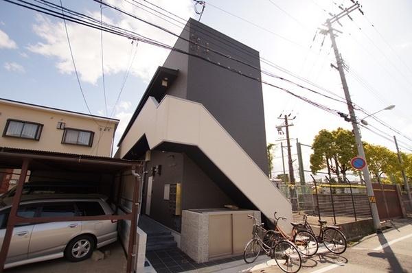尼崎市東七松町２丁目のハイツ