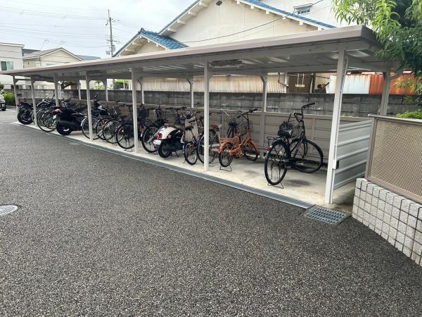 尼崎市武庫之荘本町１丁目のアパート