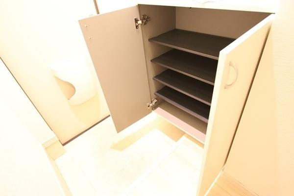 尼崎市田能３丁目のハイツ