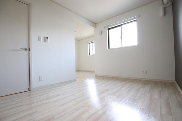 尼崎市田能３丁目のハイツ