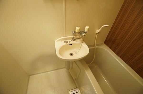 尼崎市立花町１丁目のマンション