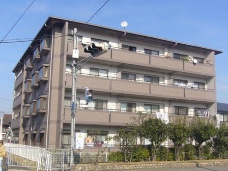 尼崎市南塚口町３丁目のマンション