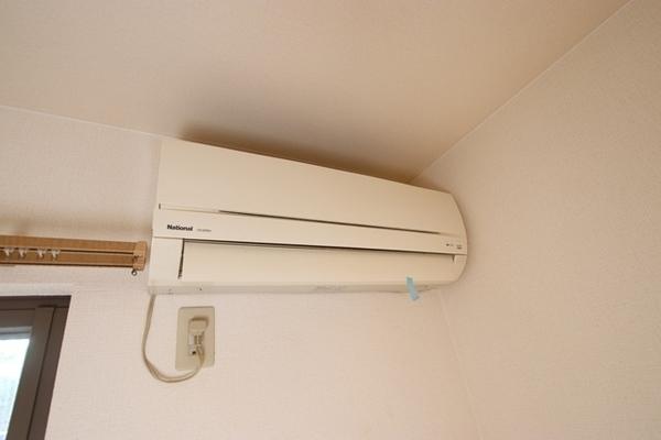 尼崎市武庫川町４丁目のハイツ