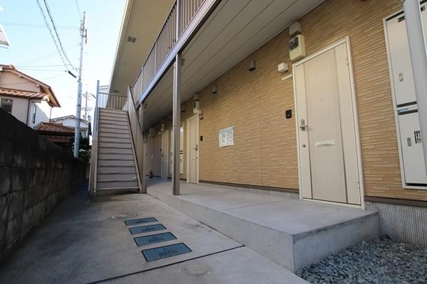 尼崎市武庫川町４丁目のハイツ