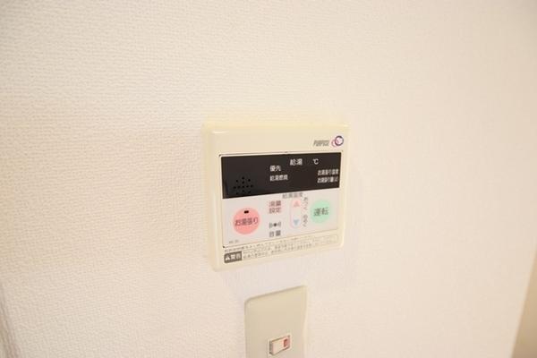 尼崎市武庫川町４丁目のハイツ