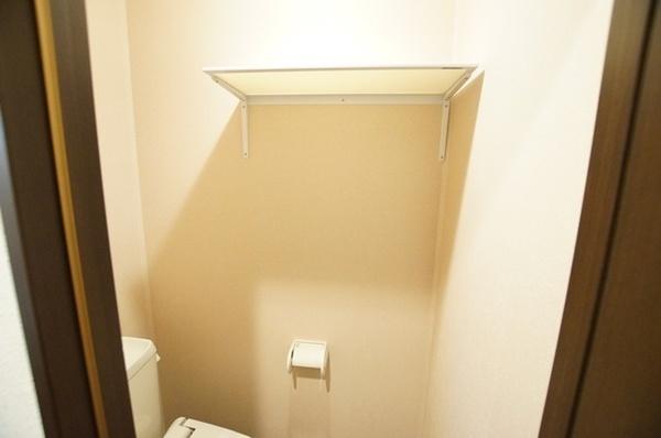 尼崎市杭瀬南新町４丁目のハイツ