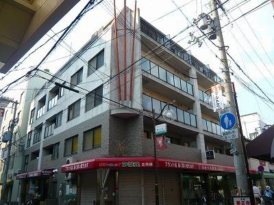 尼崎市立花町２丁目のマンション