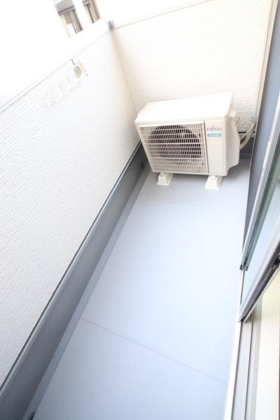 尼崎市小中島３丁目のアパート