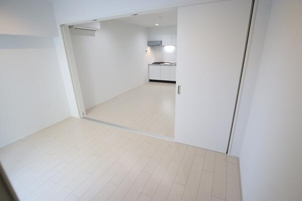 尼崎市小中島３丁目のアパート
