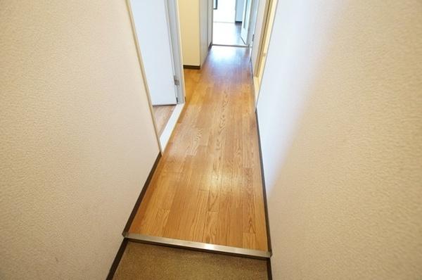 尼崎市東難波町５丁目のマンション