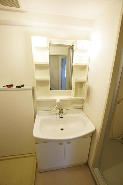 尼崎市東難波町５丁目のマンション