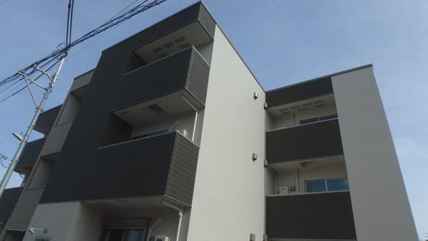 尼崎市東園田町２丁目のアパート