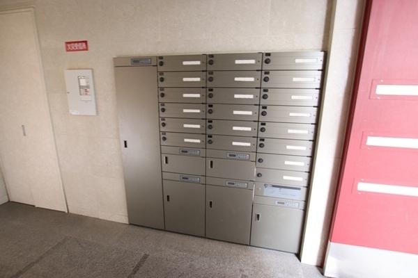 尼崎市小中島２丁目のマンション